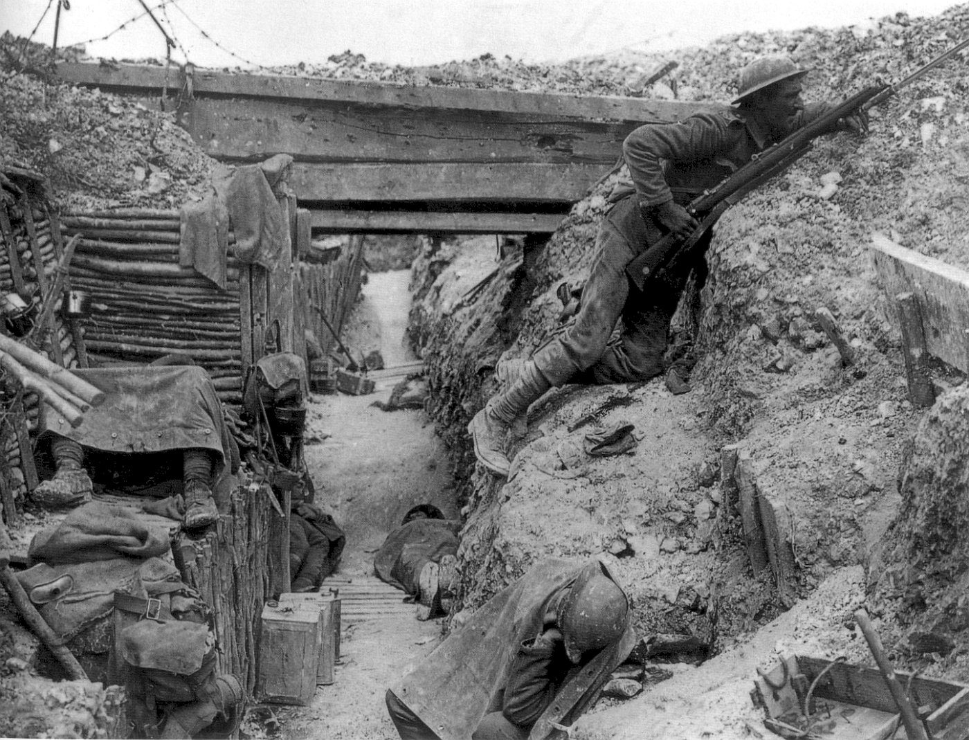 A trench on the Somme, 1916 - the stalemate that national mobilisation was the answer to